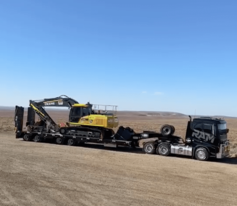 John Deere Excavator (21T)